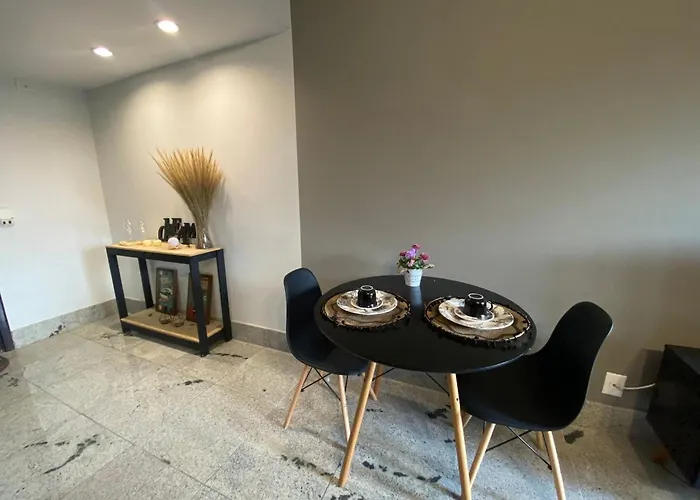 Flat 127 A 5 Min Da Esplanada